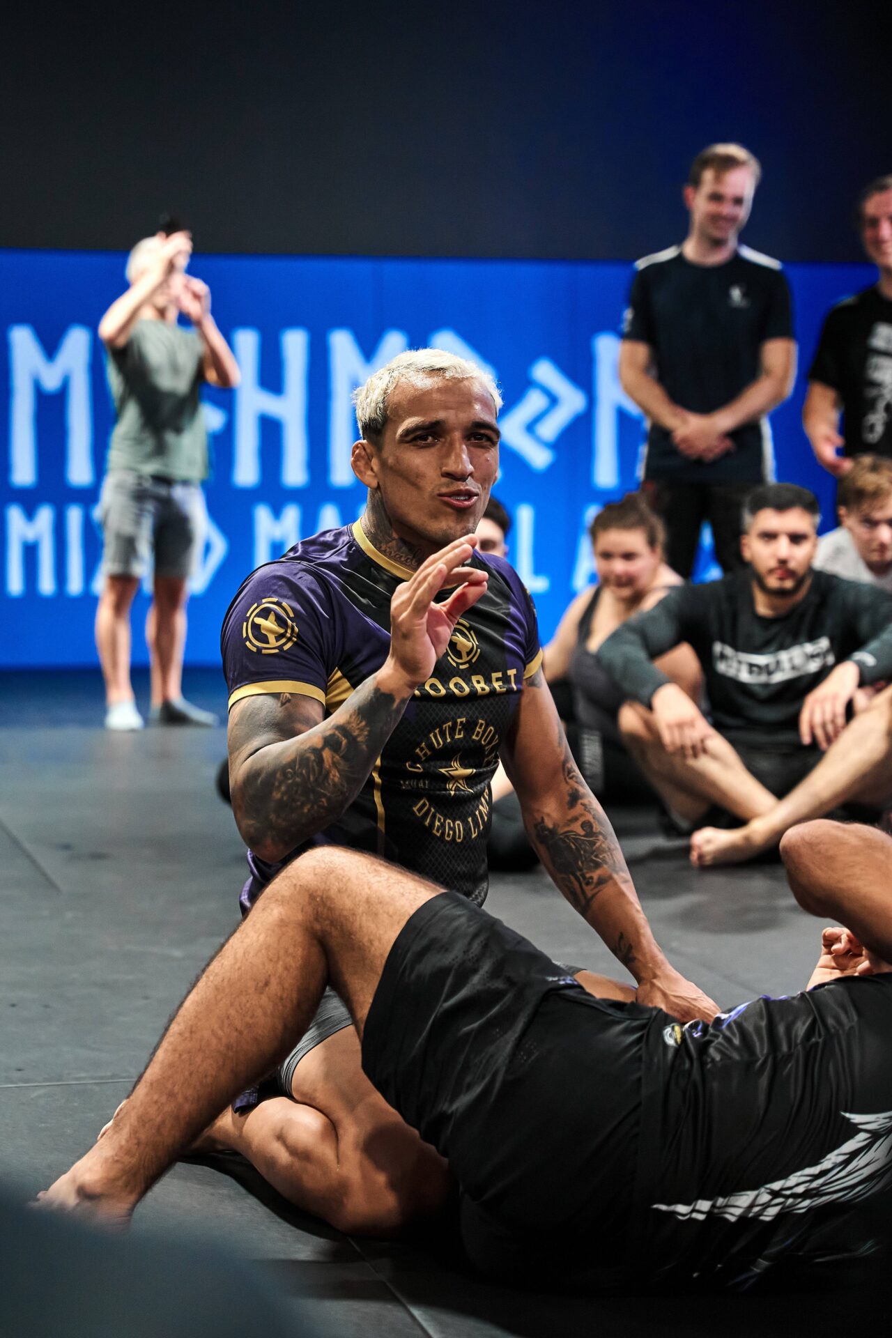 25.07.16 Charles Oliveira in Kampfsportschule Einherjar Marburg bearbeitet 0255 min